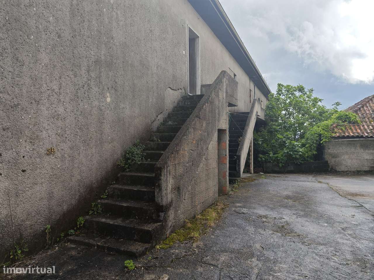 Edifício Inacabado com Enorme Potencial de Rentabilização-5