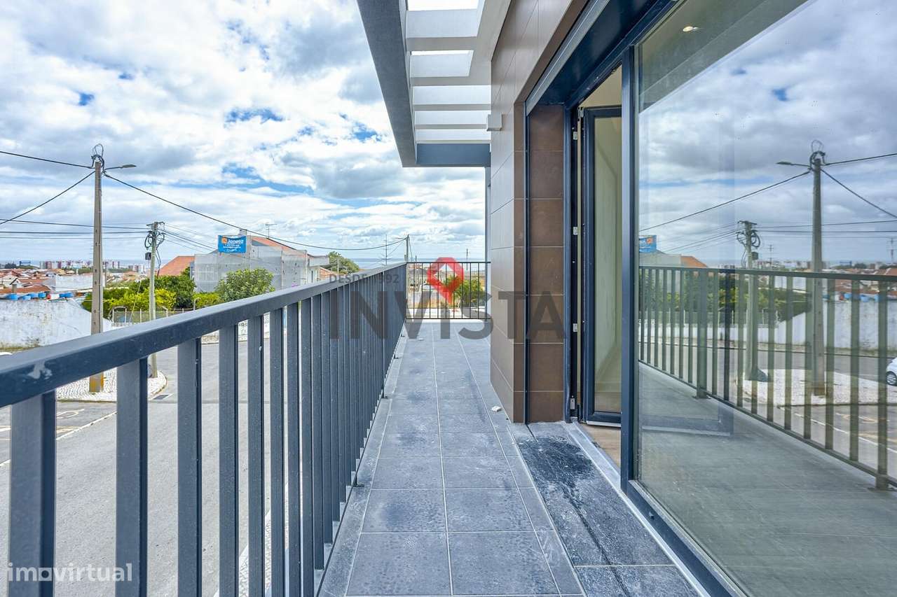 Moradia nova com 3 suites e com arquitectura moderna-32