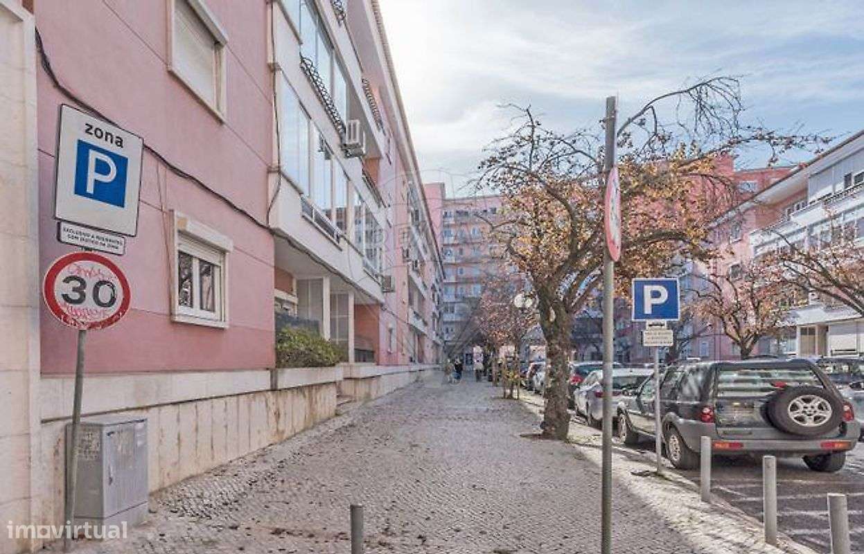 Apartamento T2 para arrendamento - Grande imagem: 2/15