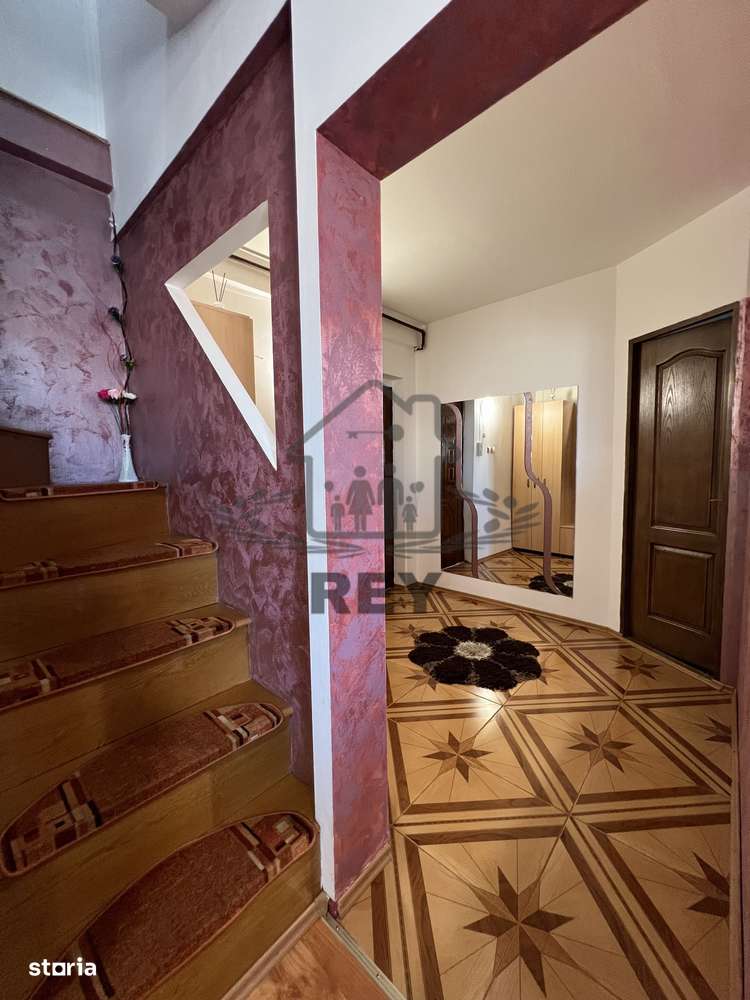 De vanzare- Apartament 3 camere str Luptei - Imagine principală: 3/14