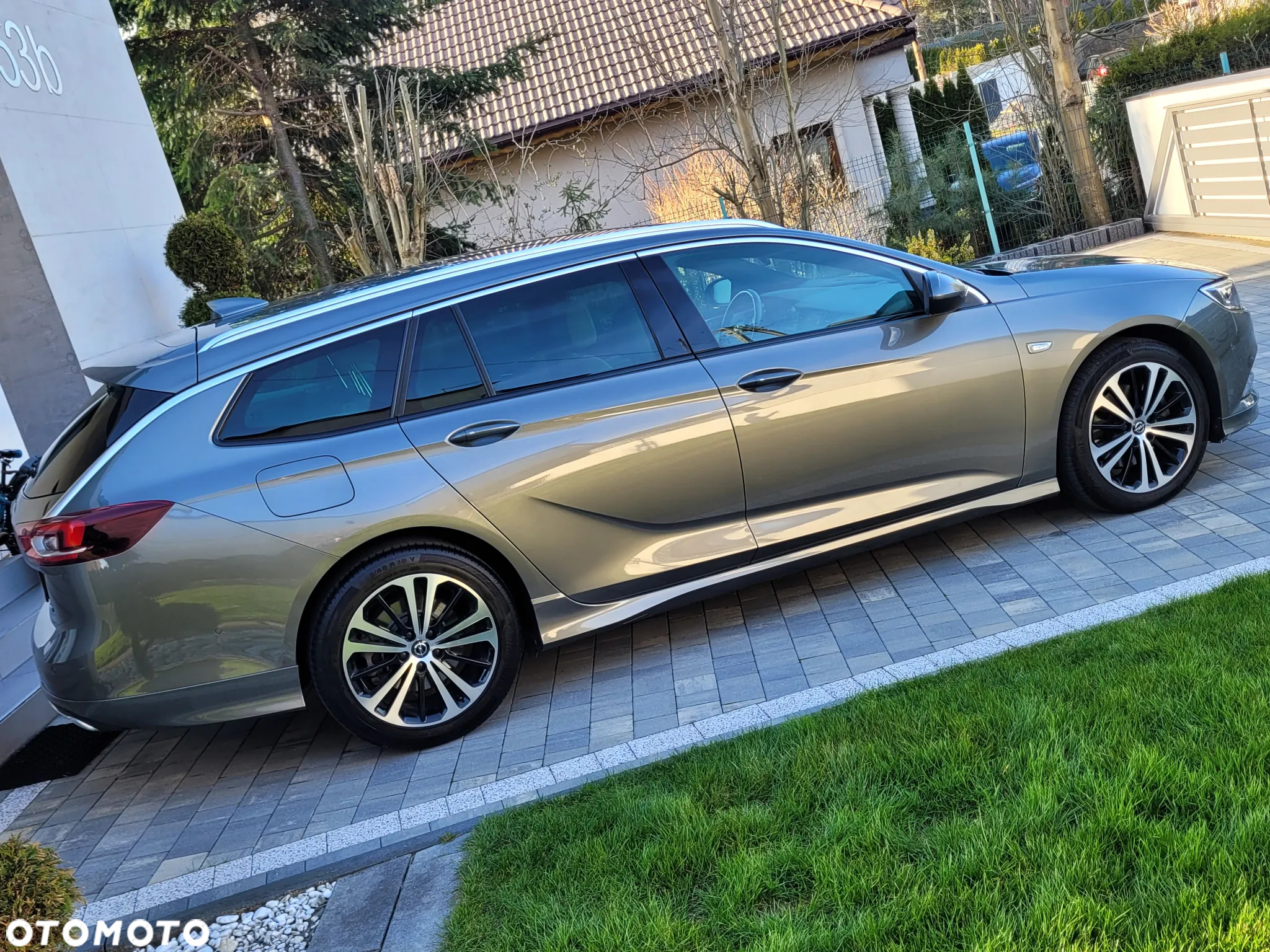 Opel Insignia Sports Tourer 2.0 BiTurbo Diesel 4x4 Ultimate Exclusive - 5