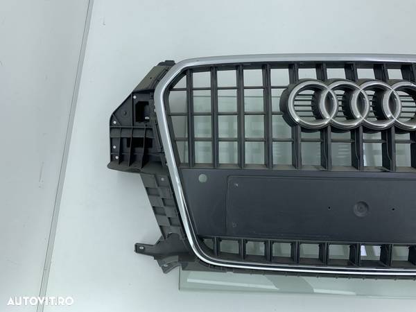 Grila bara fata Audi Q3 CGLB 2011-2015  8U0853653H - 3
