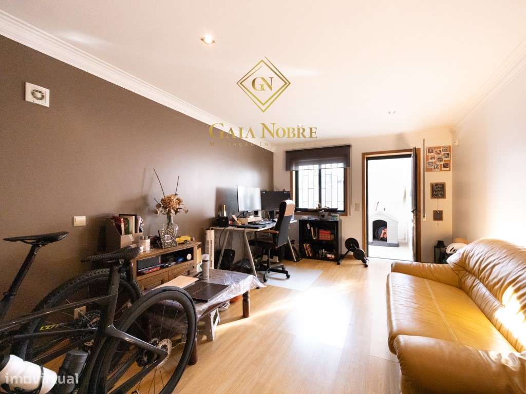 Moradia T4 em Vilar do Paraíso-24