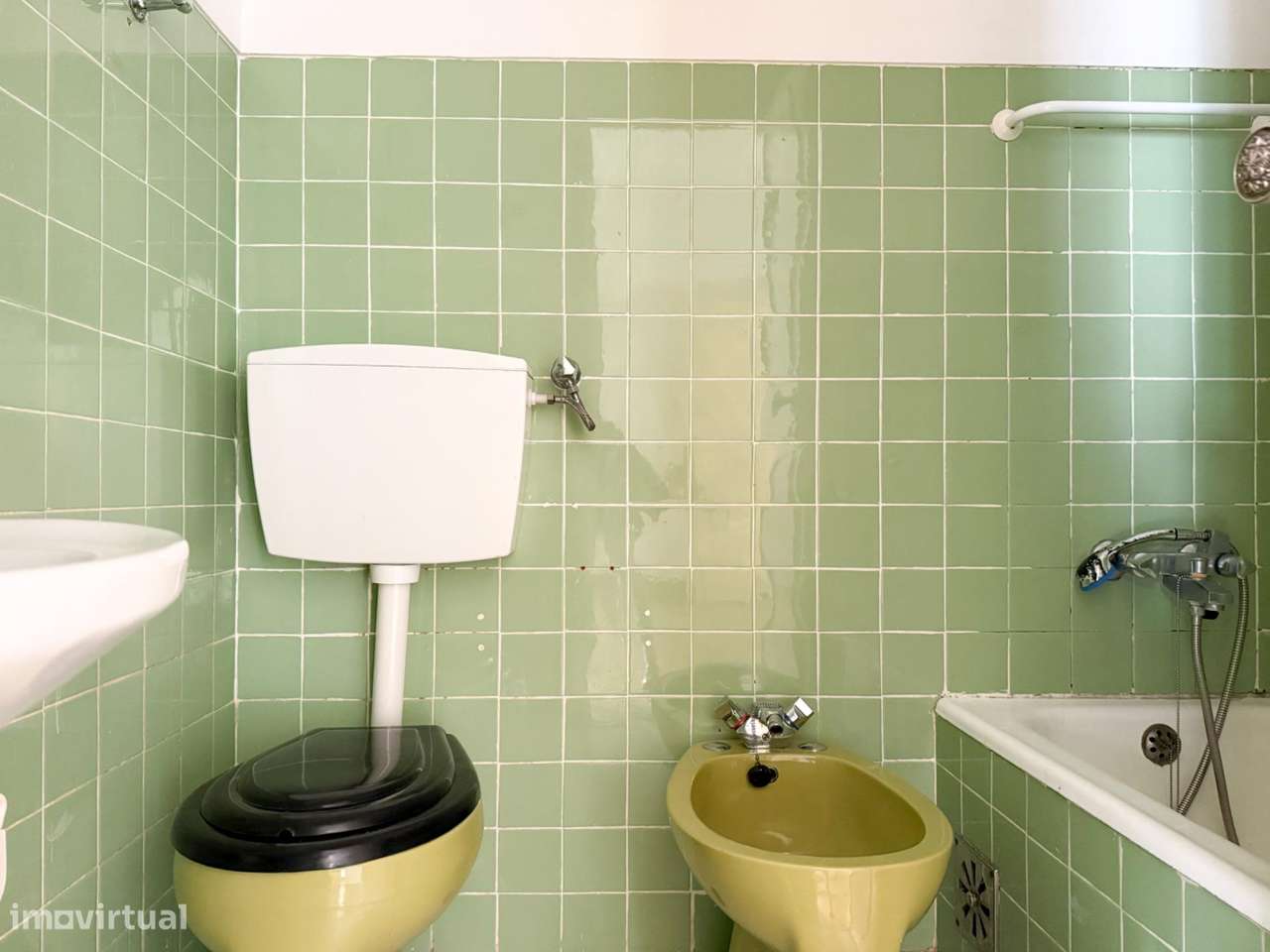 Apartamento T1 com Elevador e Metro a 300m – Reboleira, Amadora-14