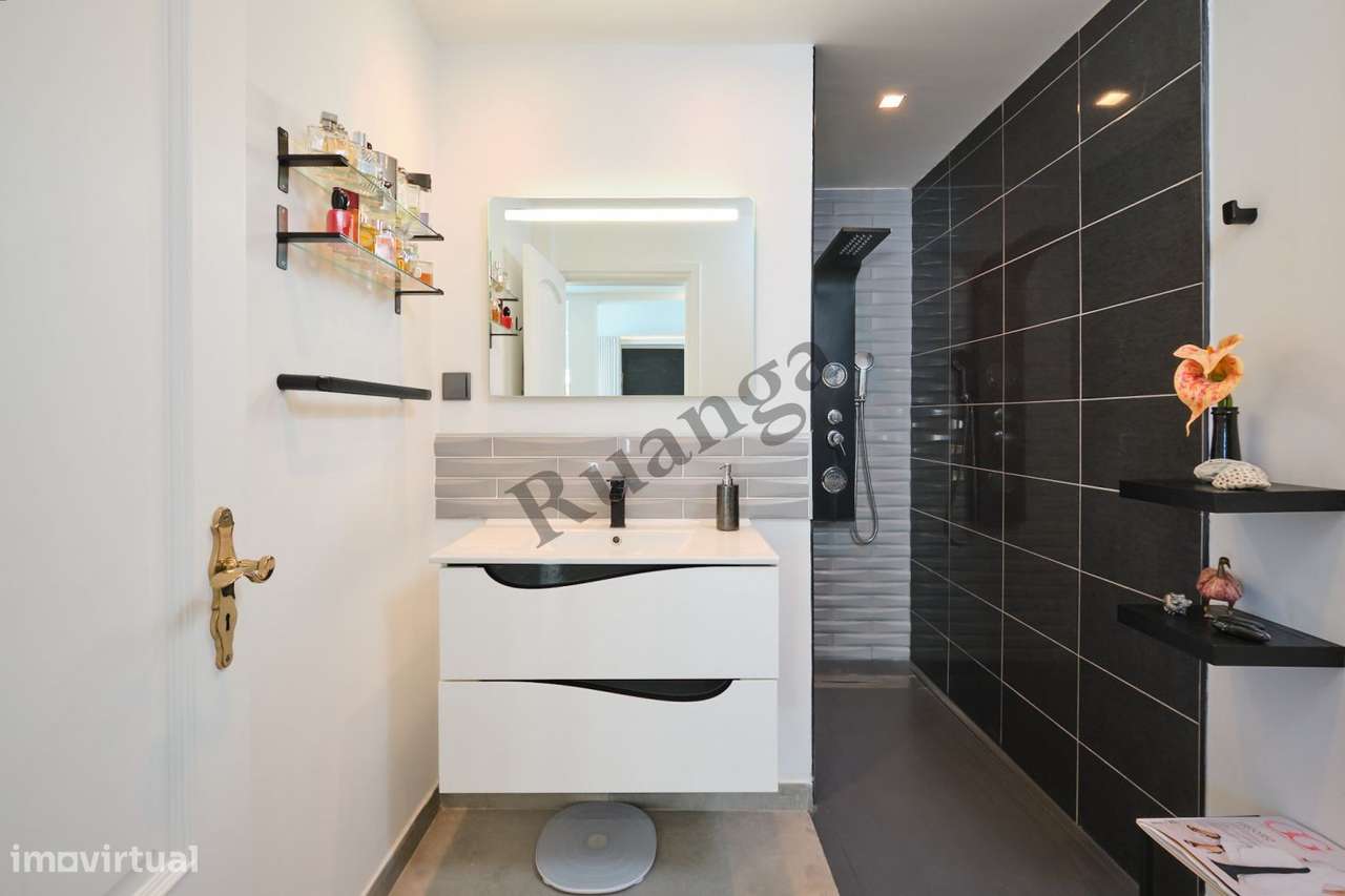 Moradia T4 para Venda em Vila Nova de Santo André-10