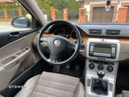 Volkswagen Passat 2.0 FSI 4Mot Highline - 12