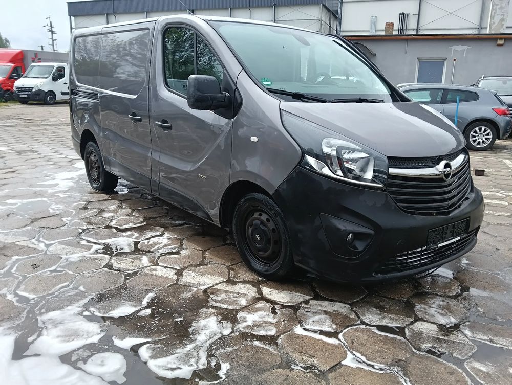 Opel Vivaro 2016