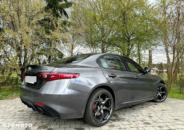 Alfa Romeo Giulia 2.0 Turbo Veloce Q4 - 11