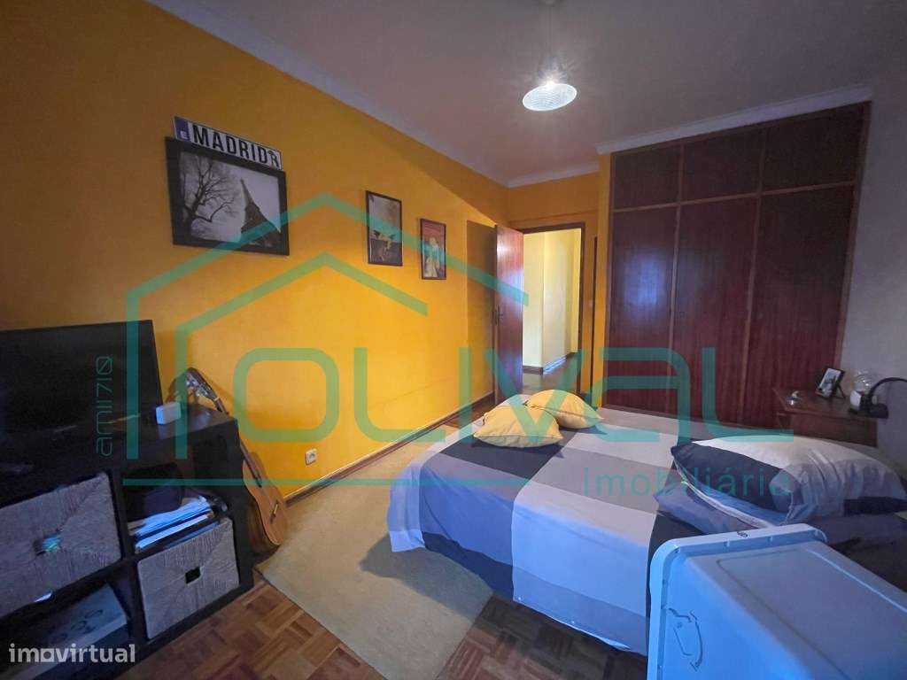 RESERVADO Apartamento T4 transformado em T3-22