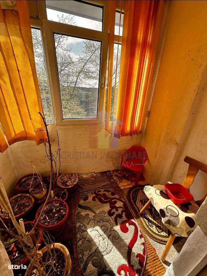 Apartament 3 camere zona Progresu ETAJ 3 - Imagine principală: 5/8