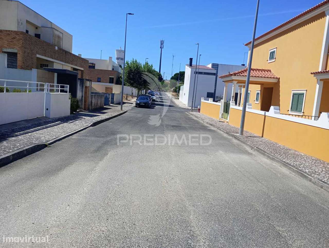 Lote de terreno urbano para moradia de 3 pisos - Grande imagem: 4/10