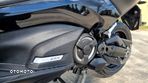 Yamaha Tmax - 12