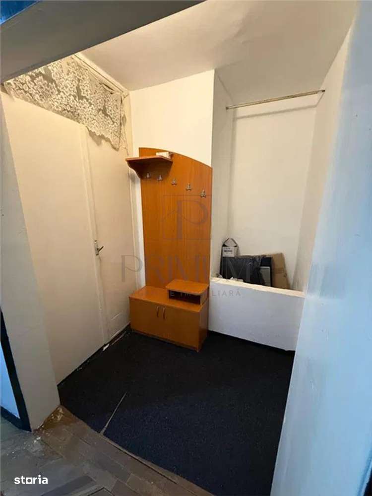 DAMBOVITA - 3 CAM - DECOMANDAT - ETJ.2 - CENTRALA - ZONA EXCELENTA - Imagine principală: 5/8