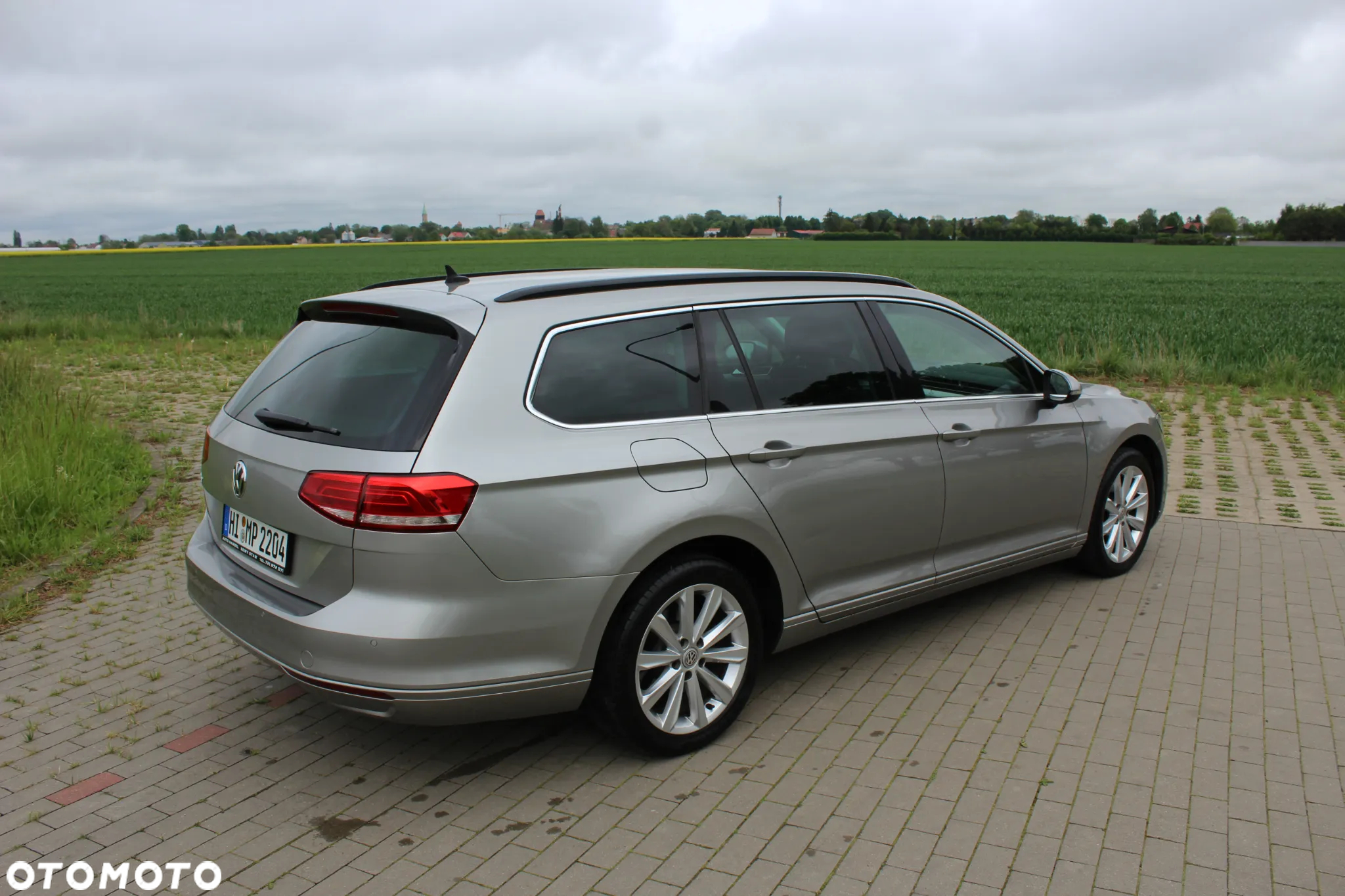 Volkswagen Passat 2.0 TDI SCR Comfortline - 27