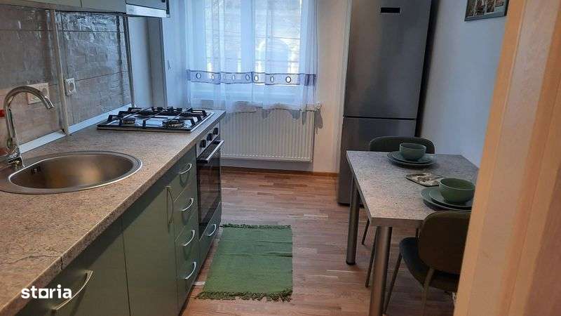 Proprietar,inchiriez apartament doua cameret - Imagine principală: 5/8