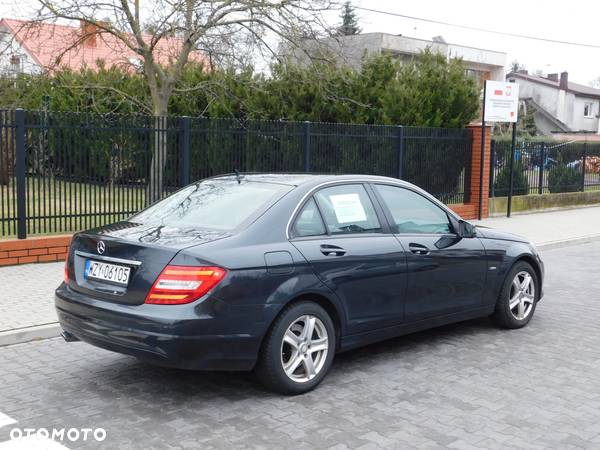 Mercedes-Benz Klasa C 220 CDI DPF (BlueEFFICIENCY) 7G-TRONIC - 3