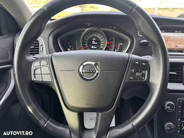 Volvo V40 D2 Geartronic Momentum - 14