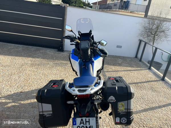 Honda Africa Twin 1100 Adventure - 6