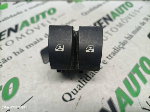 Botão / Botões / Comutador Vidro Esq Renault Laguna Ii Grandtour (Kg0/ - 1
