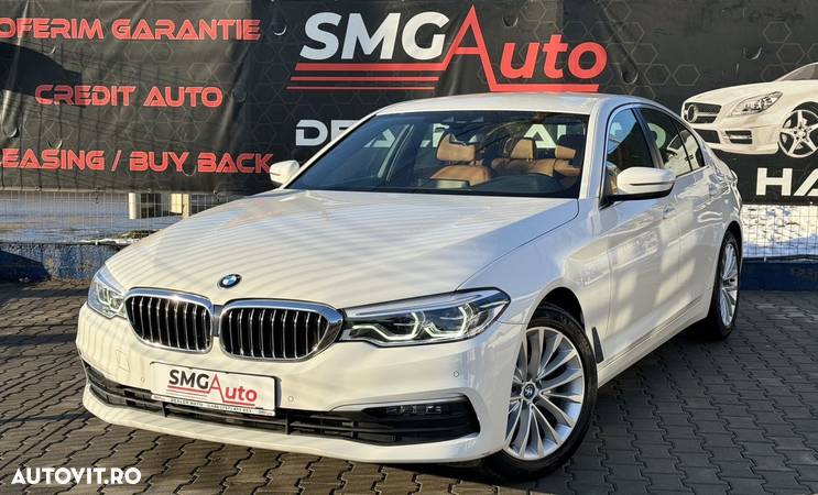 BMW Seria 5 520i Aut. Luxury Line - 1