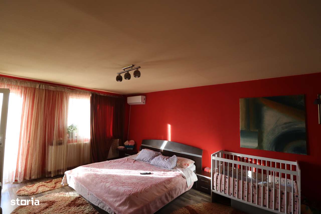 Vila individuala spatioasa cu 1500 mp teren central in Magurele-16