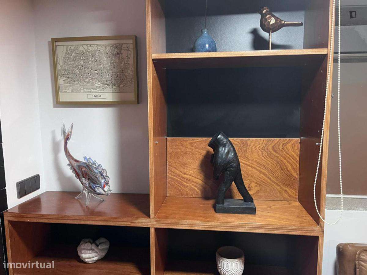 Apartamento com 1 quartos - localizado em Princípe Real Lisbon - Grande imagem: 2/6