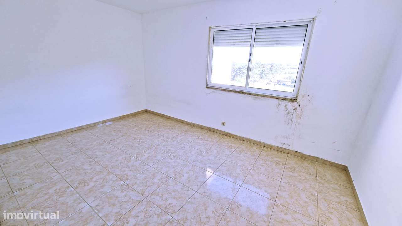 Apartamento T3 com 99m² em Santo Antonio da Charneca-10
