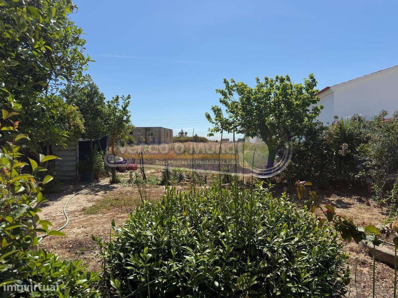 Moradia T3 em Foros de Salvaterra (F836)-9