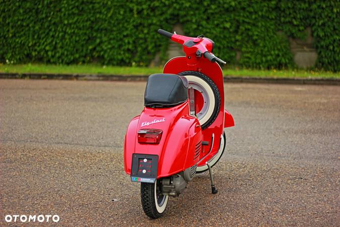 Piaggio Vespa - 4