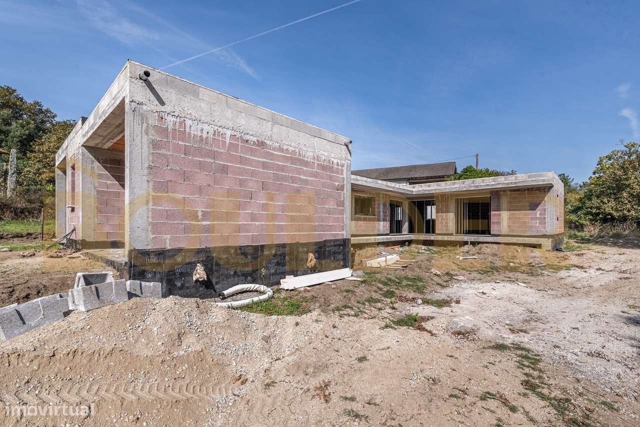 Moradia Isolada T3 Vila Verde Turiz-31