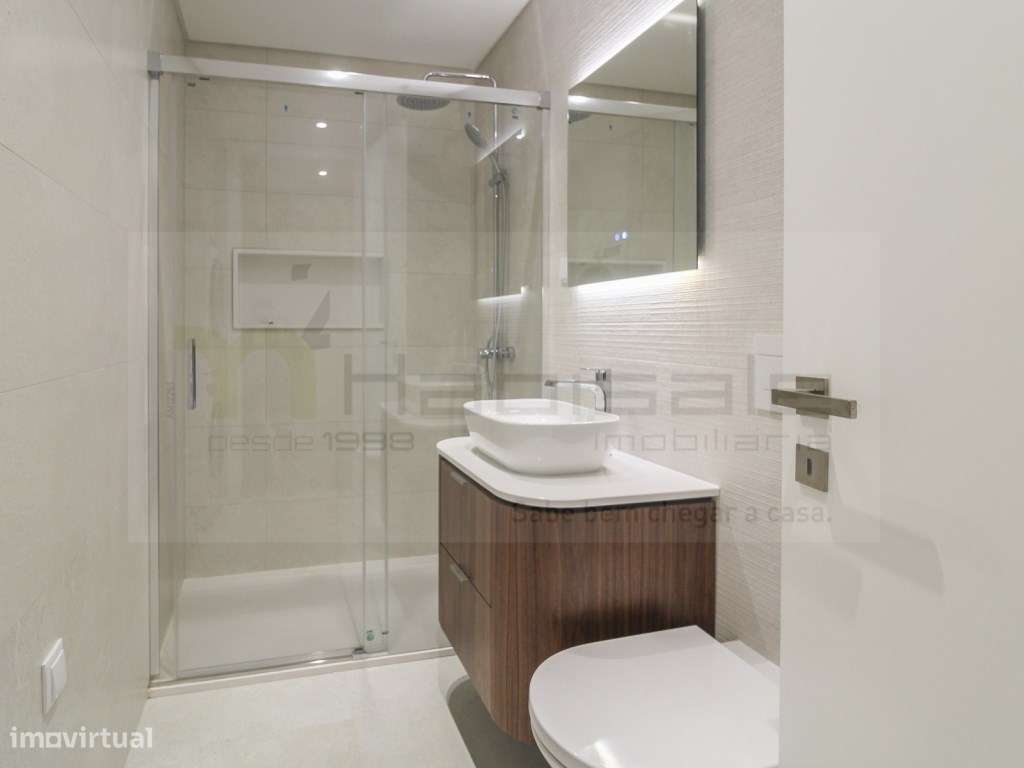 T3 com terraço perto da praia e universidade-13