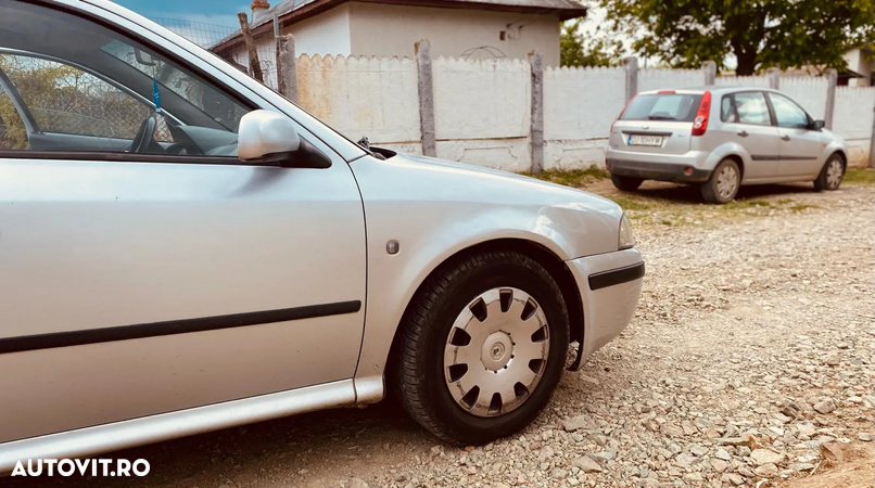 Skoda Octavia 1.6 Classic - 5