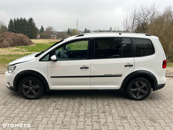 Volkswagen Touran 1.6 TDI SCR BlueMotion Technology Trendline - 5