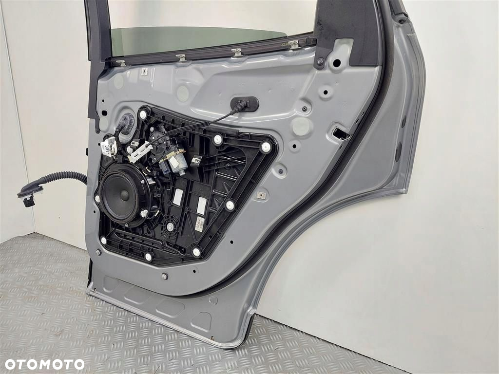 Drzwi tylne prawe tył Ford Kuga III MK3 Solar Silver 2020- - 9
