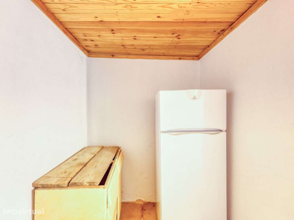 Conjunto de Cinco Imóveis urbanos com Terreno para venda em Caratão...-12