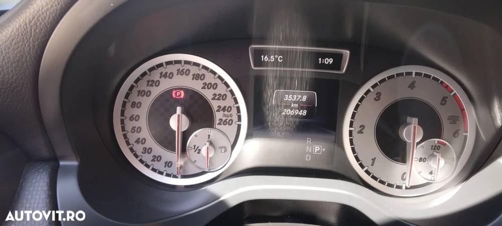 Mercedes-Benz A 200 CDI (BlueEFFICIENCY) 7G-DCT - 12