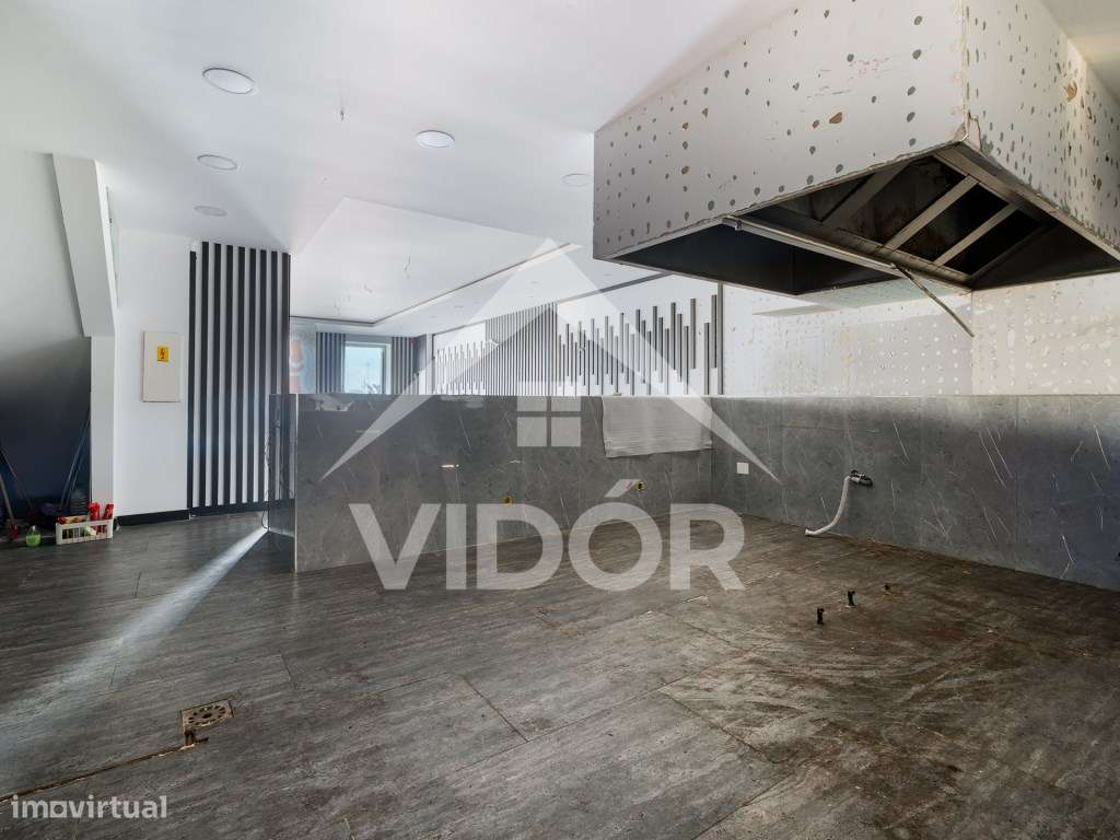 Espaço comercial com 503 m² Leça da Palmeira-10