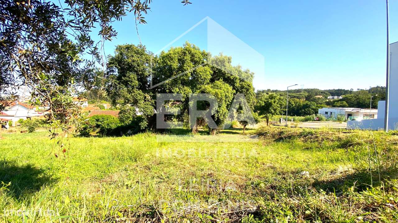 Terreno urbano de 790m² com acesso asfaltado em Leiria - Grande imagem: 5/7