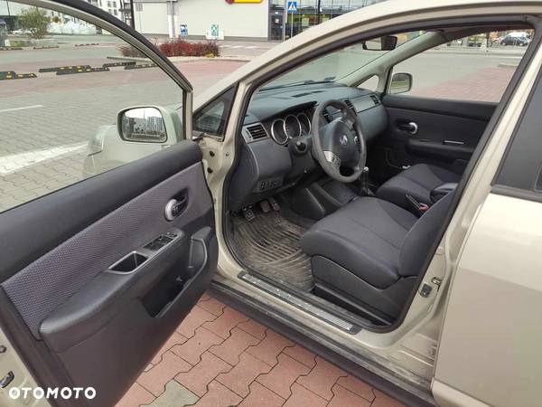 Nissan Tiida 1.6 Acenta - 11