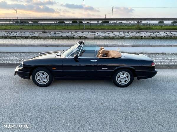 Alfa Romeo Spider 1.6 - 8