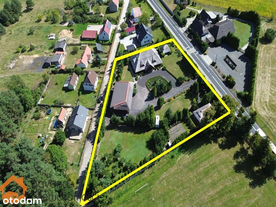 Wyjątkowa posiadłość z dużą działką - Piotrowice - Pełny obrazek: 3/20