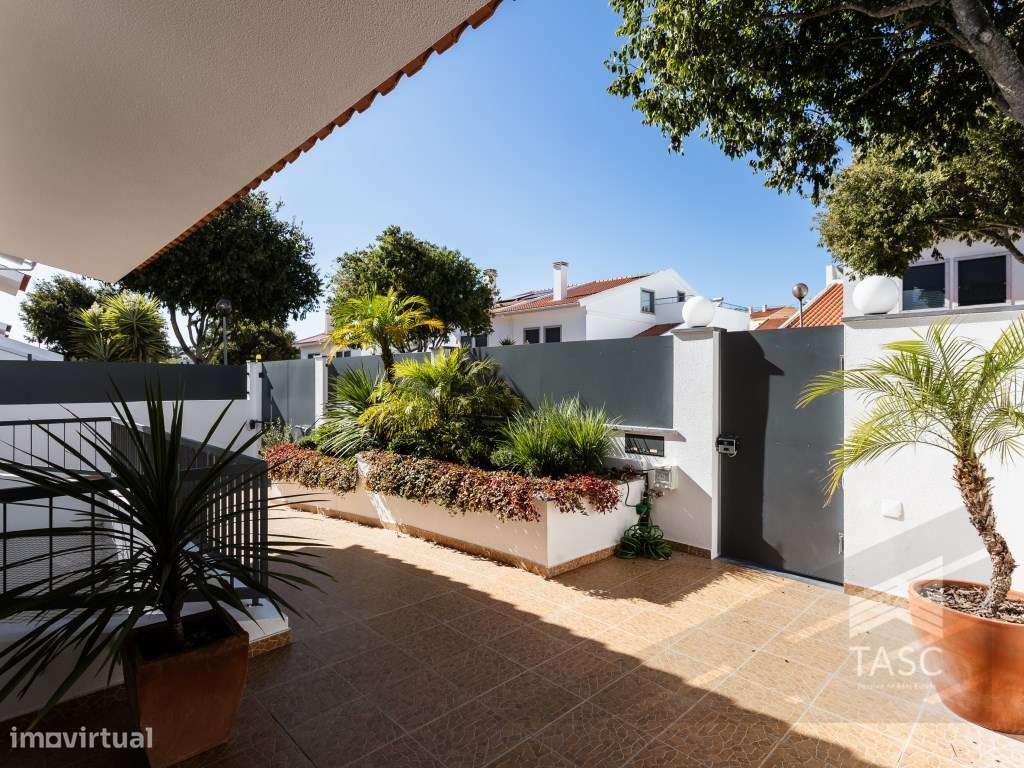 Moradia Geminada em Bicesse-53