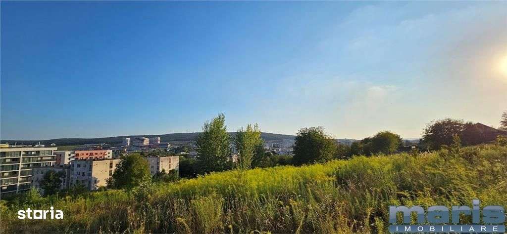 Vanzare teren intravilan in Tudor 10 sau 20 ari - Imagine principală: 1/3