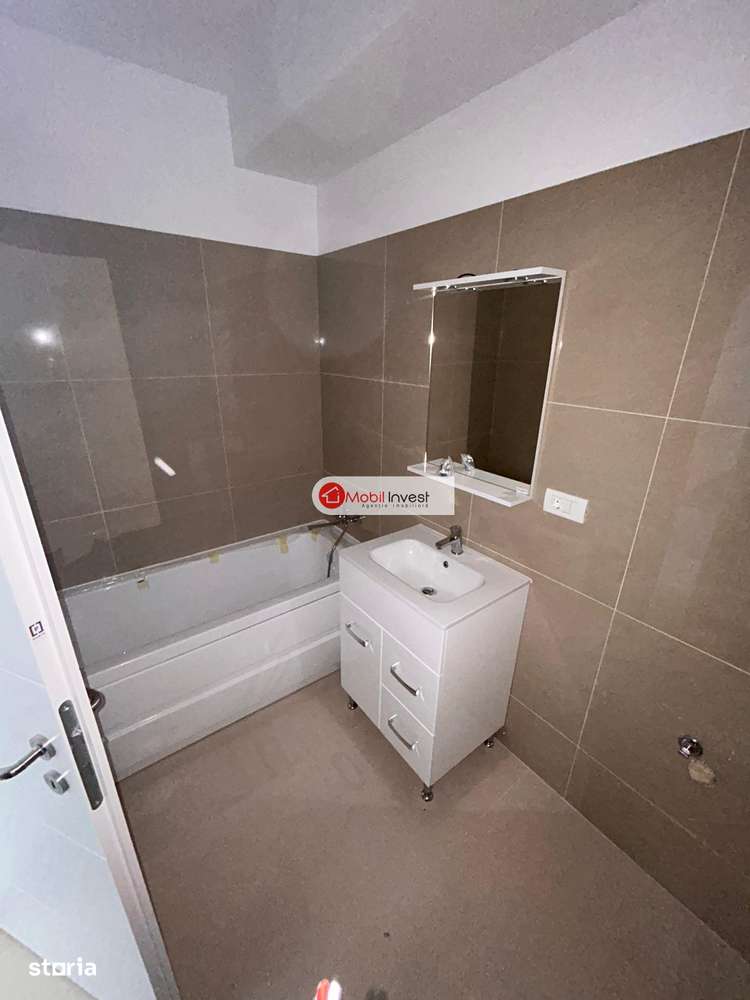 Apartament 3 camere 2 bai Etaj 1 Bloc Nou Finisaje Premium Zona Centru - Imagine principală: 4/6