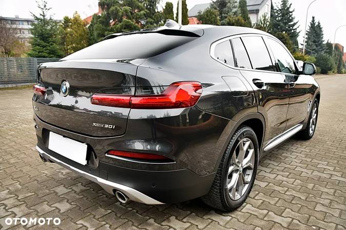 BMW X4 xDrive30i xLine sport - 11