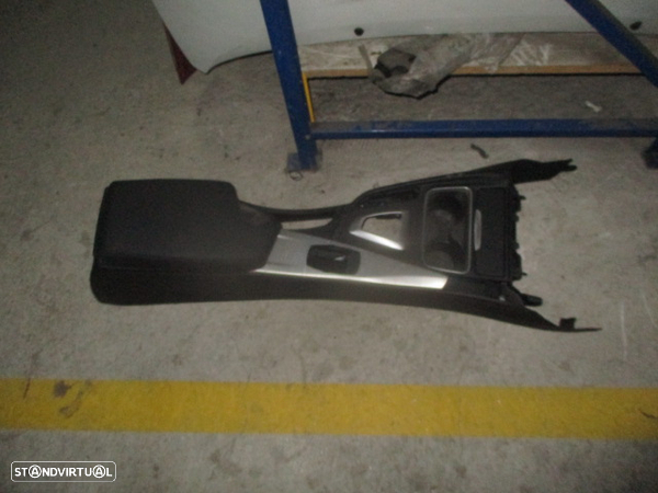 Apoio De Braço 82197009 BMW F34 GT 2014 - 1