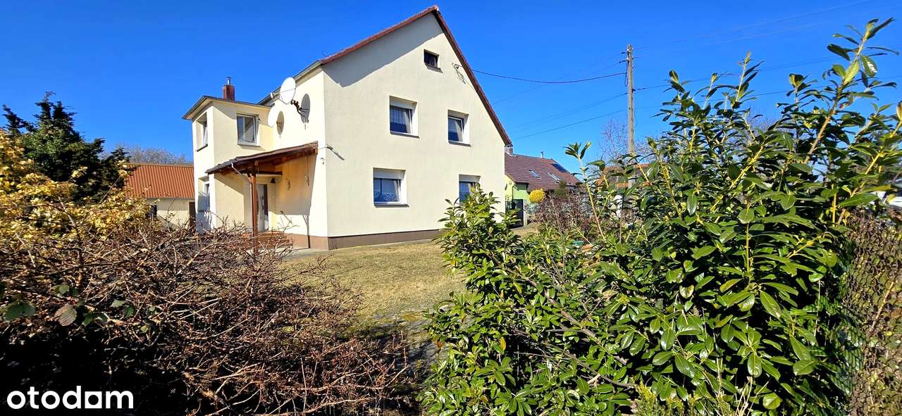 Jedyna taka okazja - dom na dużej działce po lasem !!!-0