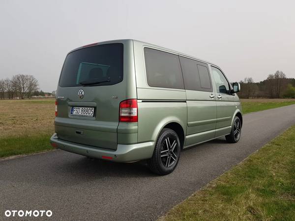 Volkswagen Multivan - 5