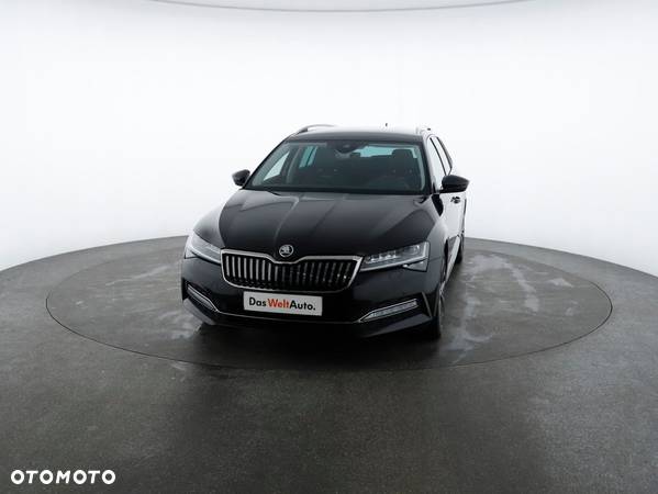 Skoda Superb 2.0 TDI SCR L&K DSG - 2