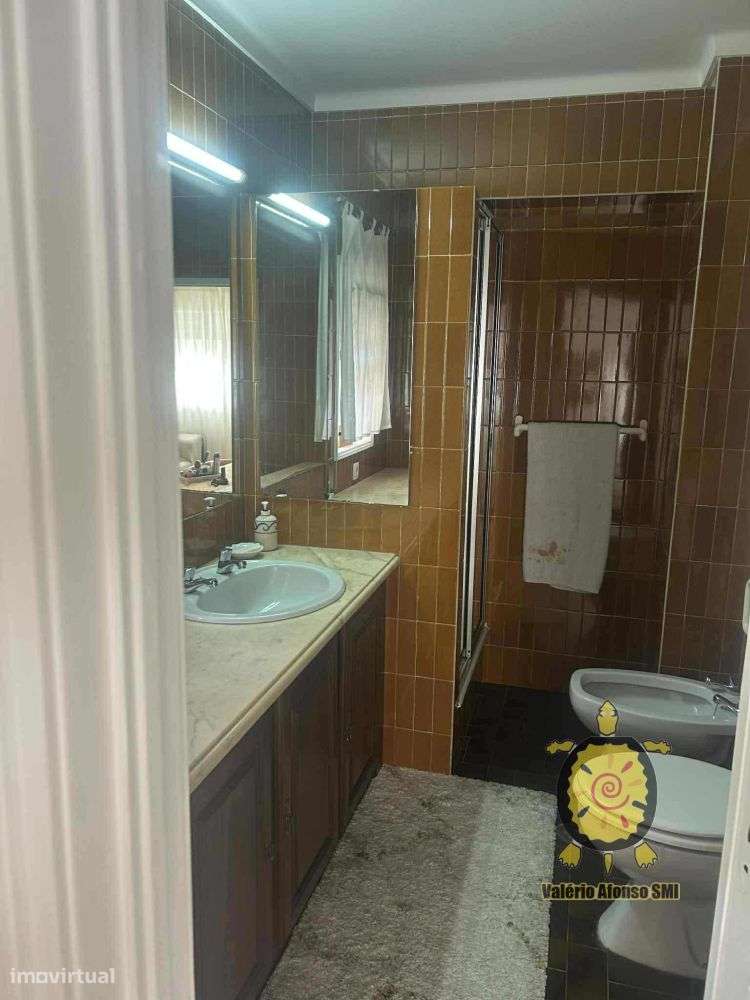 Apartamento T3 Renovado - Praia da Barra-7